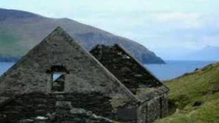 Great Blasket Island An Blascaod MorSong [upl. by Wilie20]