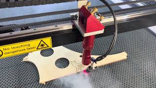 Laser cutting co2 machine RBL1390 test of cutting and engraving plywood [upl. by Chellman]