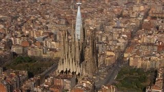 Video de Sagrada Familia terminada [upl. by Nomled]