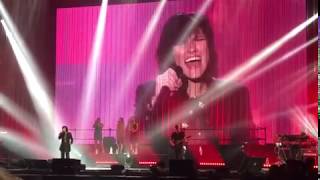 Intro  quotogni istantequot  Elisa Arena di Verona  120917 [upl. by Llerahc308]