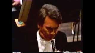 Video Horacio Gutierrez in Rachmaninoff Piano Concerto 3 pt 2 of 3 [upl. by Marx99]