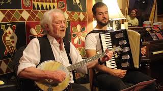 Barretts Privateers  Marc Nerenberg with Bashu NaimiRoy  Live at the Yellow Door Hootenanny [upl. by Downall]