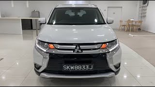 Mitsubishi Outlander 24 CVT Sunroof 2015 Rear Entertainment Facelift  SKW8833J [upl. by Myrle]