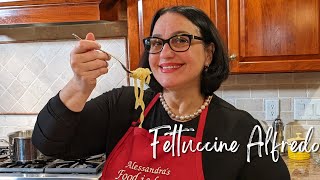 Fettuccine Alfredo recipe  Easy 10 minutes recipe [upl. by Zoarah289]