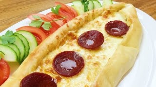 Türkische Pide mit Käse und Sucuk  Kasarli Sucuklu Pide Cheesy Week [upl. by Ennairb]