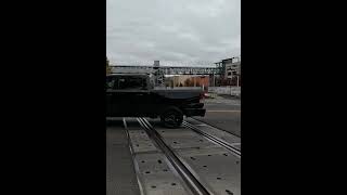 Xing Cars Railroad crossing Soundshorts SatisfyingSounds [upl. by Ahsilam807]