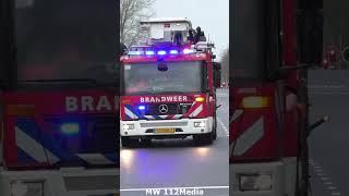 brandweer Almere HW 254151 met spoed naar een afhijsing feuerwehr firefighter firebrigade [upl. by Mloclam]