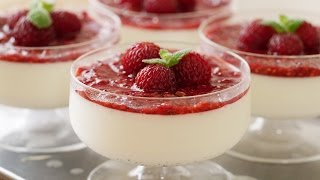 4K Panna Cotta with Raspberry  Honeykki 꿀키 [upl. by Koffman]