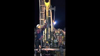 pulling out Liner Pipe Oilfield rig ad drilling oil tripping [upl. by Ethbin]