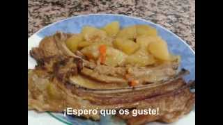 Receta de Chuletas de cordero con verduras al horno [upl. by Anstice491]