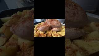 Pule me patate ne furre subscribe Whole chicken with potatoes in ovenfood recipe [upl. by Nnayrb]