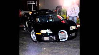 Lil Wayne  Bugatti Lyrics Official Solo FreestyleRemix Dedication 5 New June 2013 [upl. by Winthorpe]