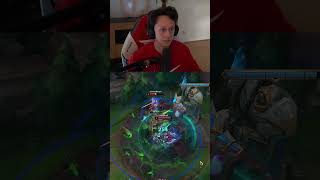 Ich bin besser als sie leagueoflegends outplay tolkinlol [upl. by Ahseral]