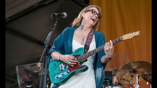 Susan Tedeschi shreds quotGot My Mojo Workinquot Boston MA 10124 [upl. by Aurelio]