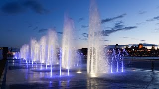 La Fontaine du Quai Paquet Levis Quebec Canada  Crystal Fountains [upl. by Rivkah861]