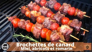 4 étapes facile pour réaliser des brochettes de canard au miel abricots et romarin [upl. by Vikky]