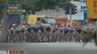 Le Tour de Langkawi 2013  Stage 2  Final kilometer amp interview [upl. by Doownelg]