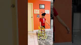 Gatka Lesson from 6year old Bhujangi how to play Chakkargatka wahegurublessings gatkalovers [upl. by Mccready]