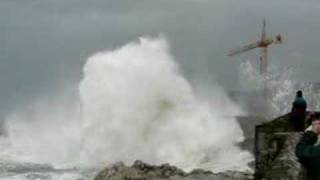 Temporal de viento en Llanes [upl. by Dame]