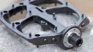 Boomslang Flat Pedals  Specialized 2015 [upl. by Ecnarret314]