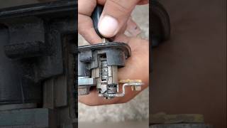 How does Car door Key Work lookinside repair carfixing carfix cardoor carrepairdiy howhowto [upl. by Amberly518]