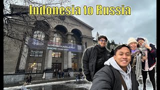 Baru sampe Russia di dalem taksi langsung di suruh nyanyi lagu Russia [upl. by Nosydam]