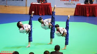 2017 China Open Group Poomsae，Young Junior 1st，Dragon Kids，2017 中国跆拳道公开赛 团体品势 少年组 冠军 龙拳小子 林秋楠 文志 董靖坤 [upl. by Lymn913]