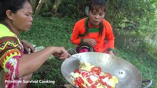 Natural life  Freaky Eaters  Yummy cooking fruit vegetable recipe  cooking skill in the forest [upl. by Pazia]