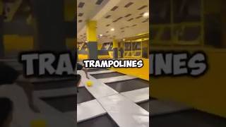 EL PARQUE DE TRAMPOLINES MAS PELIGROSO DEL MUNDO 🤸‍♂️🎡 [upl. by Aisatal]