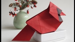 How to Fold a Christmas Cardinal Bird  Cardenal de Navidad [upl. by Mireille83]