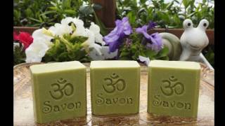 Savon maison naturel aux huiles essentielles [upl. by Al]