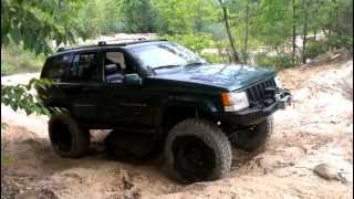 Zj on 35s playin on rocks [upl. by Tybald]