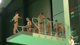 Meer dan 200 schoonspringers tijdens Diving Cup [upl. by Esaele]