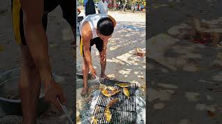 Ikan bakar di pinggir pantai dijamin enak dan segar😍ikanbakar ikanbakarsedap kamangngkajoh [upl. by Robbin]