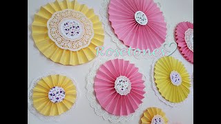 Rosetones de cartulina y Blondas Flowers cardboard paper doilies [upl. by Eisenhart]