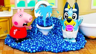 Baby BLUEY Blocks the Toilet 🚽 Taking Care of Baby 👶 Pretend Play with Bluey Toys  Nikis Playhouse [upl. by Cohbath]