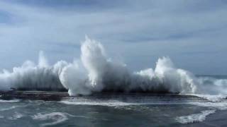 Ola gigante en Bajamar Tenerife HD [upl. by Anifares220]