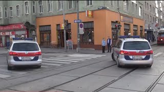 Mit Quietschenden Reifen 2x Wega Sektorenwagen Polizei Wien [upl. by Mitchael]