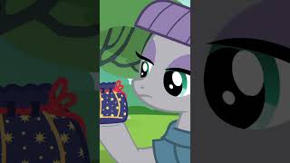 Pinkie Pie Gives Maud Pie a Gift🎁🥰 My Little Pony Friendship is Magic S6EP3 shorts mlp [upl. by Nivlak]