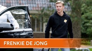 Frenkie de Jong voor de eerste keer bij het Nederlands elftal [upl. by Ahterod]