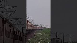 HOWRAH JUNCTION TO SMVT BENGALURU DURONTO EXPRESS train indianrailways wap7 shorts viralvideo [upl. by Sherborn]