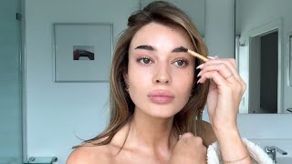 how to do your makeup like a 90’s supermodel [upl. by Pomona]