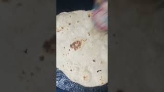 Roti bnany Ka tarikagol rotisimple roti rotiviralvideo [upl. by Katie]