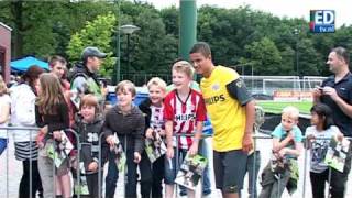 Eerste training PSV zonder nieuwe spelers [upl. by Assertal677]