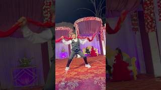 Banno ki saheliyon k liye 😍😜 trending dance dancemoves shortvideo bollywoodance [upl. by Aicenert812]