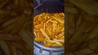 Une seule cuillère dhuile  Les frites au AIR FRYER 😍 recipe [upl. by Kalagher]