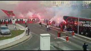 Recepção do autocarro do Benfica contra SCP [upl. by Mcdade]