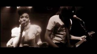 Janelle Monae Live in Chicago 2010  TIGHTROPE [upl. by Akirre]