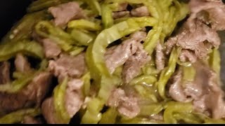 Nopales con Bistec [upl. by Ashli]