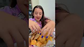 Marcela Jardim só pode escolher um Pão de queijo ou biscoito de queijo  shortsviral [upl. by Korey]